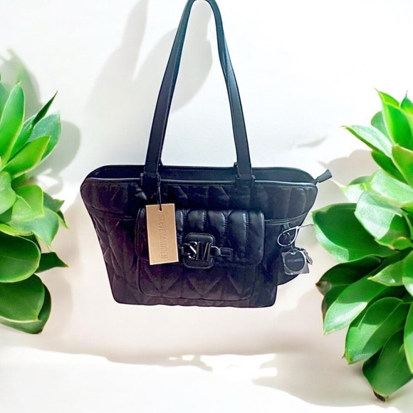 New! STEVE MADDEN Black Tote with Change Purse. Lots of pockets and compartments - Picture 9 of 16